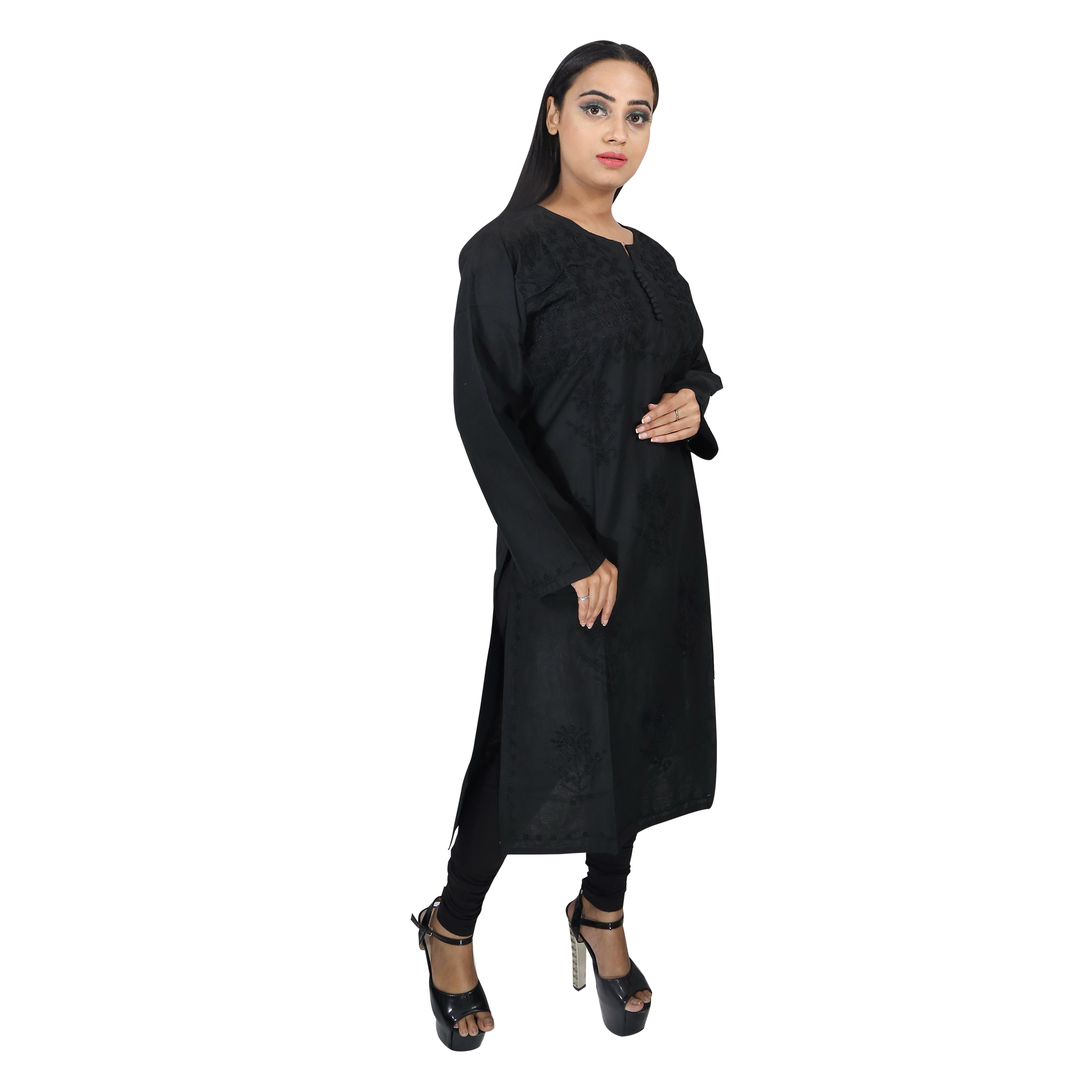 Women Embroidered Pure Cotton Straight Kurta (Black)